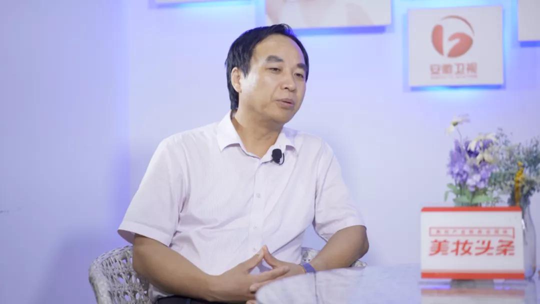 李峰新闻采访,欧芙兰老板李峰