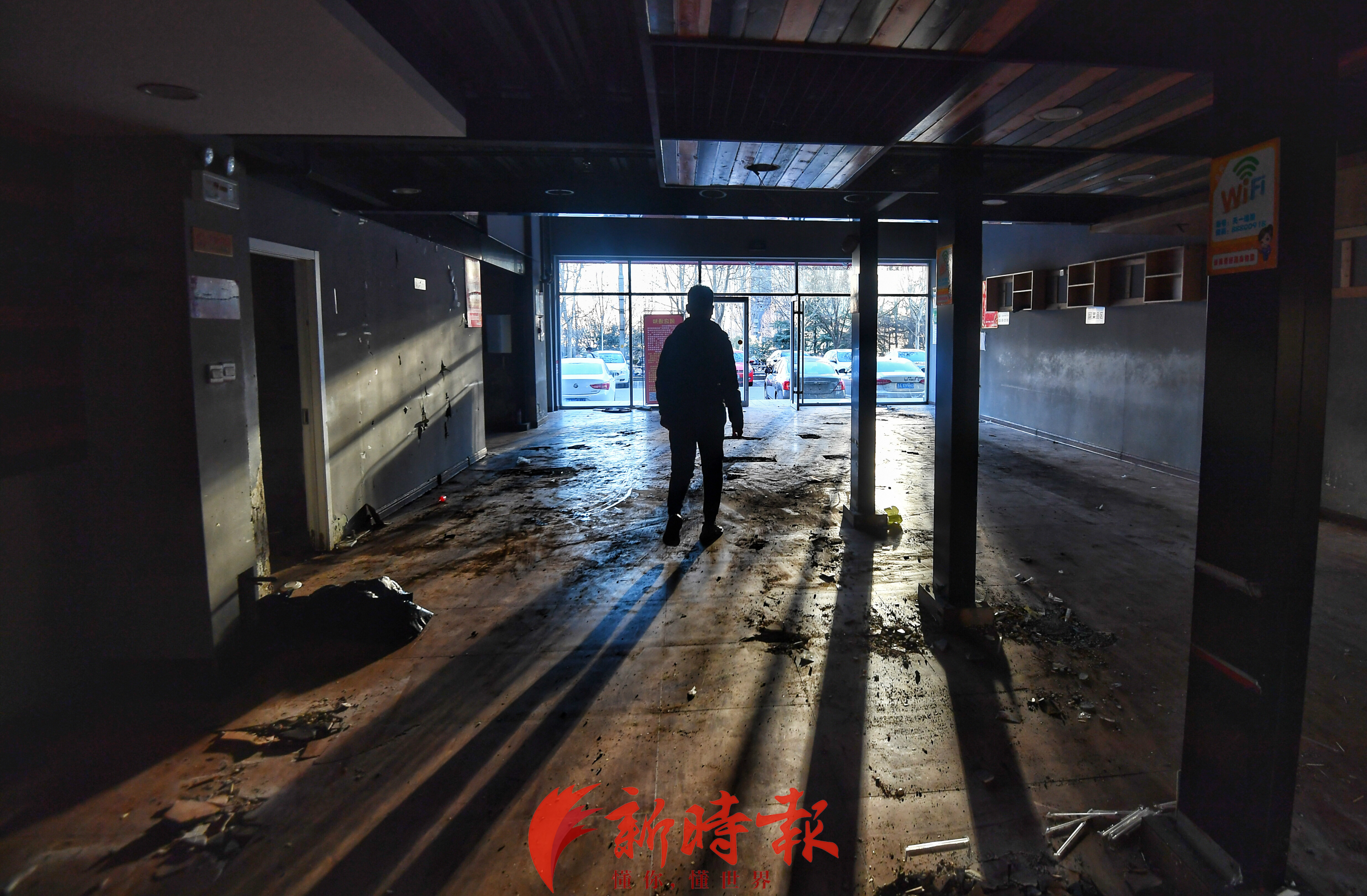 干不下去了，济南这个90后店主没想跑路！他留下一个招牌，赢得几十万网友点赞