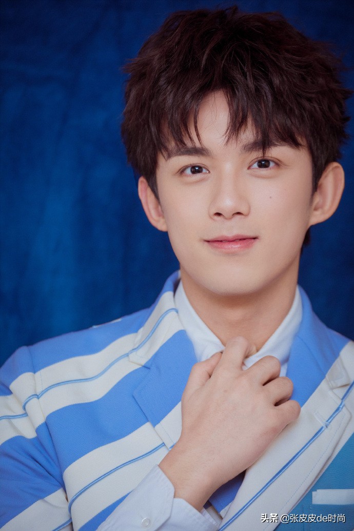 小哪吒吴磊图片 (吴磊是小哪吒吗)