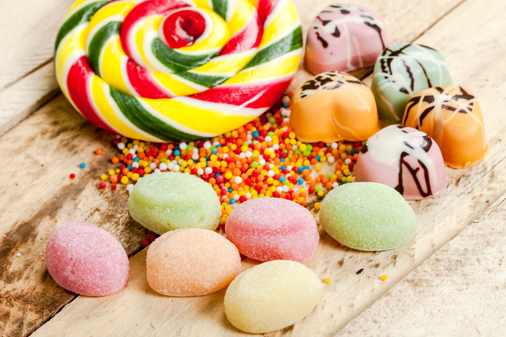 怎么才能有效制止孩子吃糖的办法,吃太多糖对孩子身体的危害