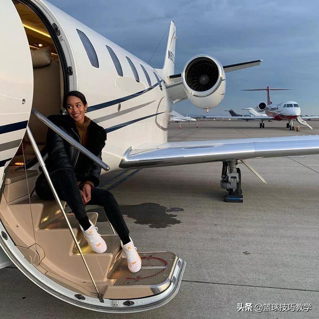 克莱汤普森新鞋kt10,克莱汤普森穿的鞋