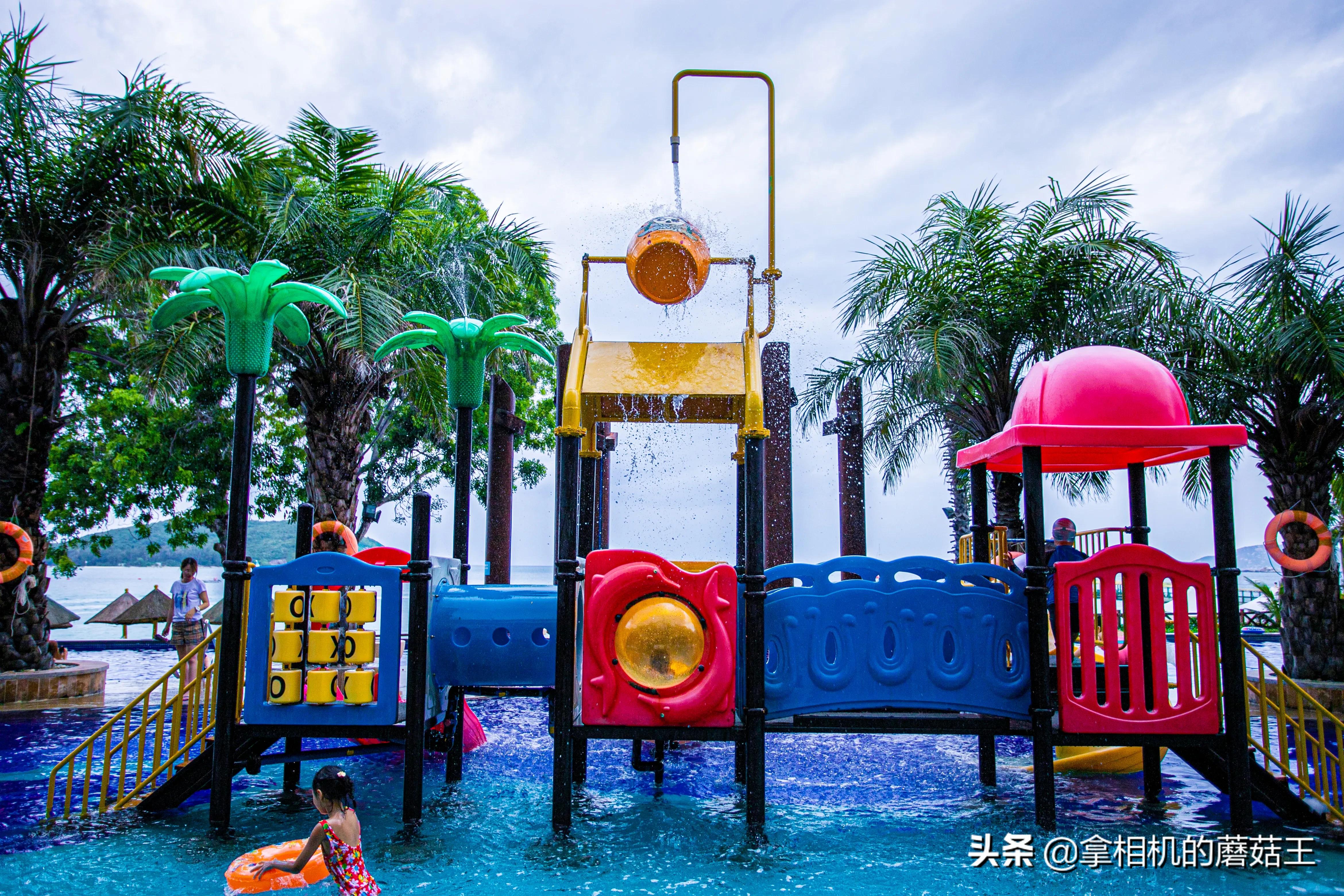 三亚住一个月的海景酒店,三亚比较好的海景酒店