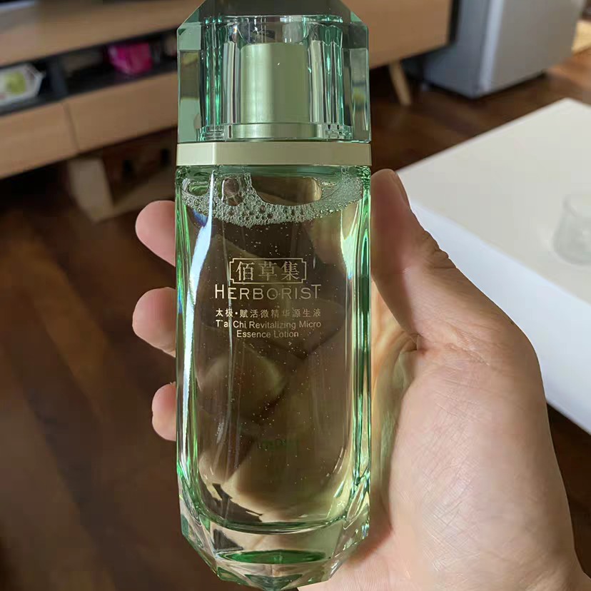 6月护肤试用分享丨刷了一个月“果酸”，感觉还是不太适合油皮