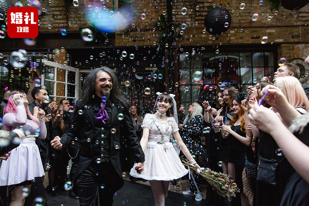 国外哥特风婚礼,英国婚礼玩儿哥特风