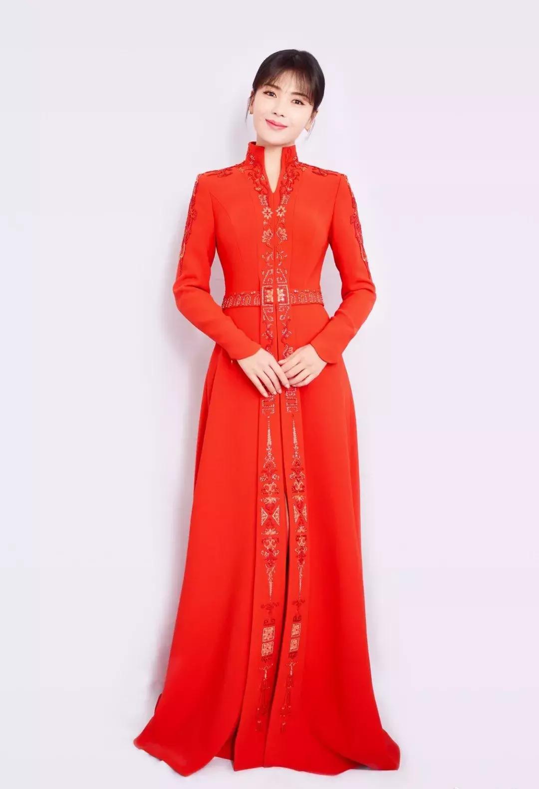 迪丽热巴杨幂夏天穿衣,热巴杨幂穿着