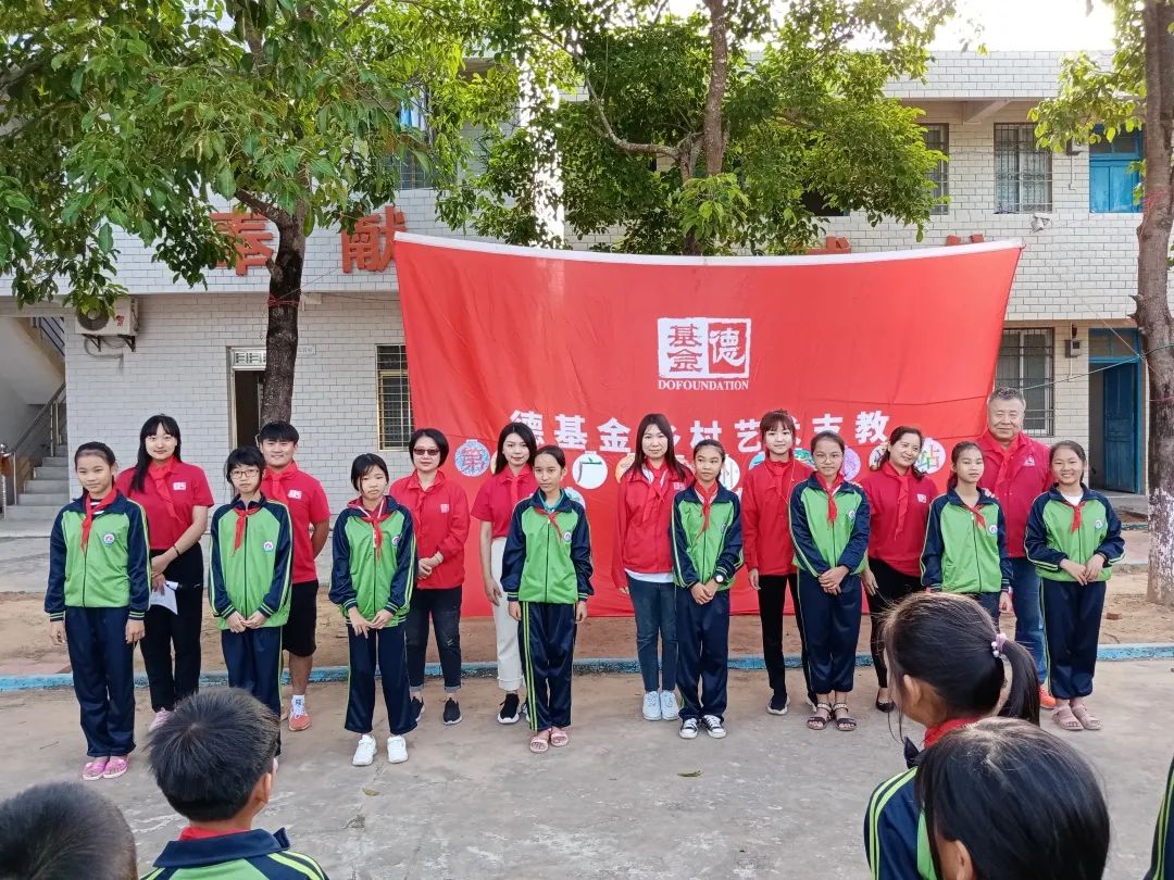 时光正好微风不燥歌词,时光正好微风不燥英文