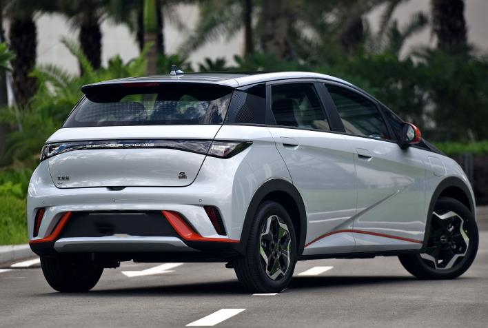 比亚迪元和欧拉好猫哪个值得买,比亚迪海豚和欧拉好猫性价比