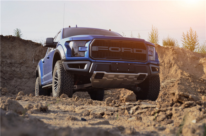 中国皮卡市场的主流皮卡车型尺寸,全尺寸皮卡与普通皮卡的区别