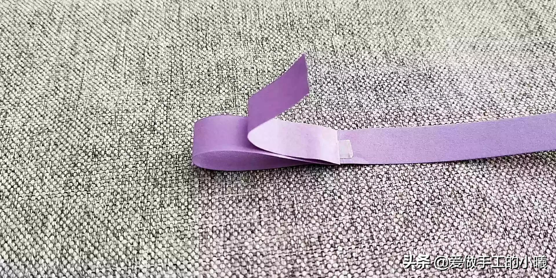 蝴蝶结折纸怎样贴在贺卡上好看,折纸简单又漂亮的蝴蝶结收纳盒