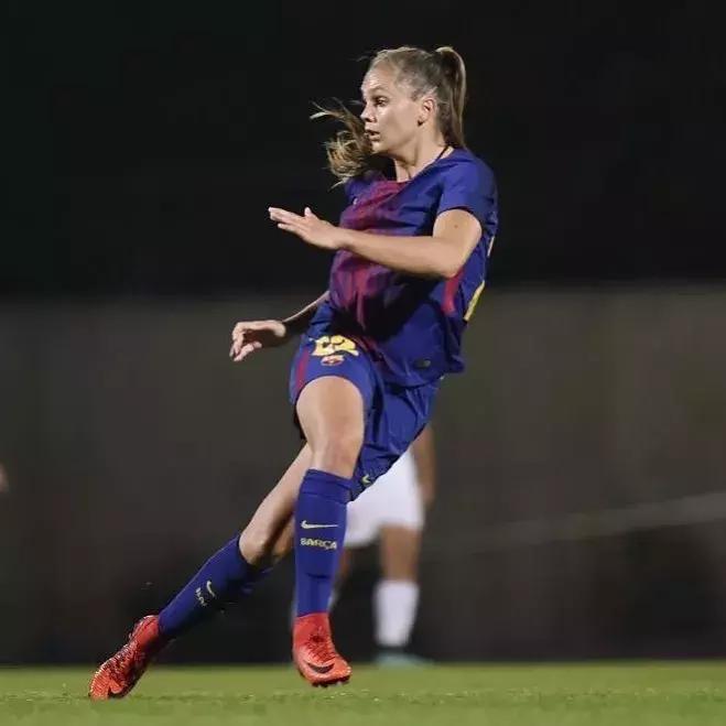 浣犺涪鐞冪殑鏍峰瓙鐪熺編浣滄枃,濮戝浣犲璺戠殑鏍峰瓙鐪熺編鍙ュ瓙