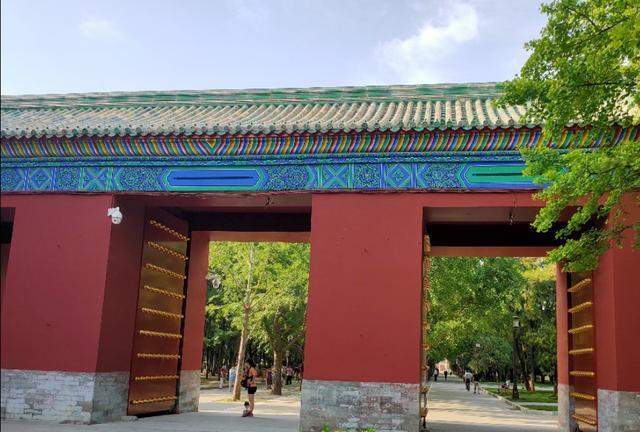 北京的坛庙文化——皇地祗神的祭坛和史铁生《我与地坛》