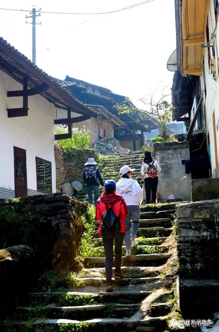 镇巴最美四月天——碾子