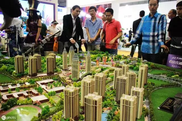 为什么现在很多人全款买房,为什么突然这么多有钱人全款买房