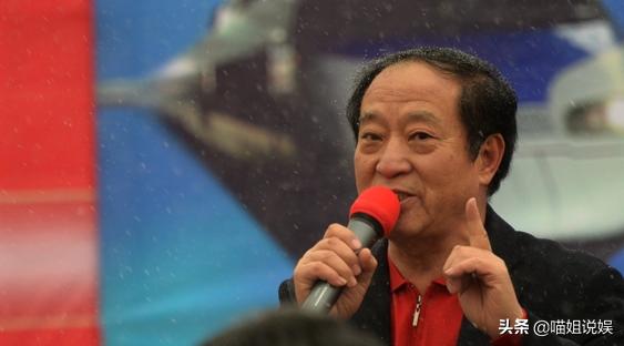 相声演员牛群晚年凄凉，与妻子离婚，64岁上节目晕倒