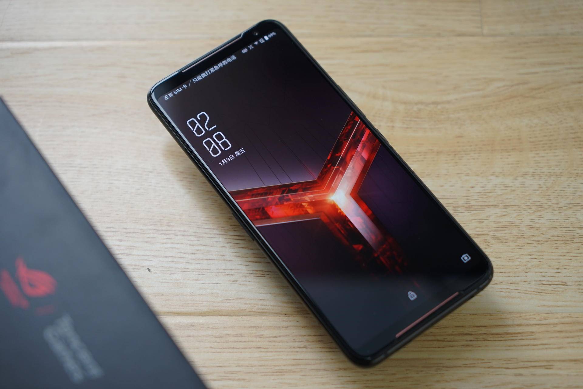 华硕rog2和rogphone2,华硕rog游戏手机2跑分