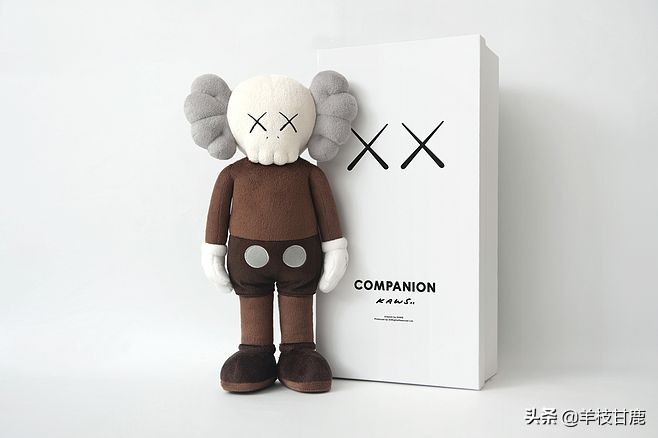 优衣库联名kaws遭疯抢,优衣库与kaws联名还会有吗