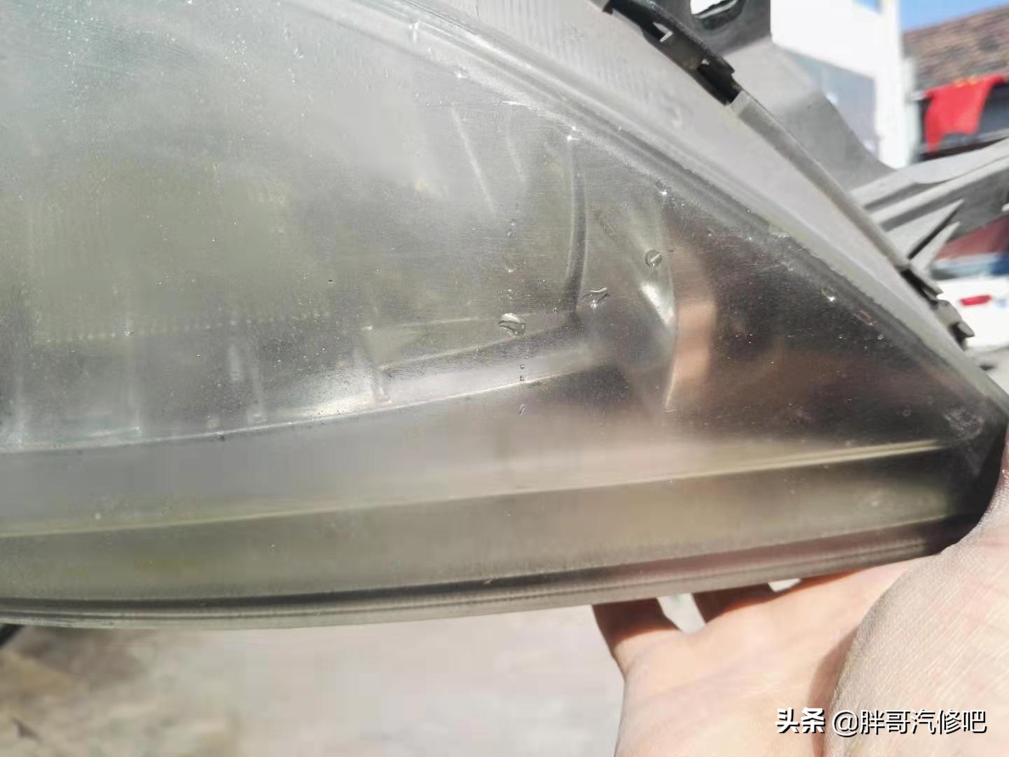 大灯漏水有妙招,大灯漏水起雾发黄维修