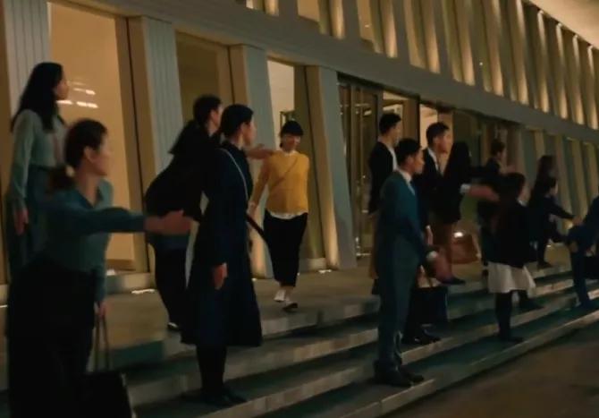 一口气看完八个小时宣传片,这段视频太感动人