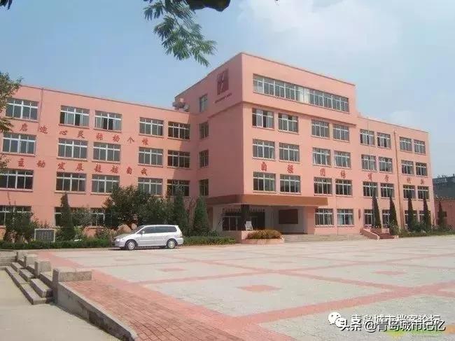 青岛四方小村庄老照片,青岛汉口路小学老照片