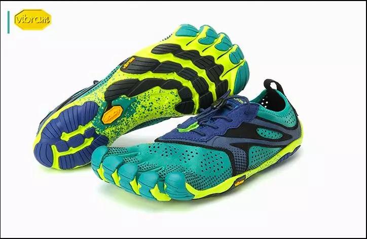 圣诞将至，乔哥的「159战靴」Alphafly姐妹款率先上市