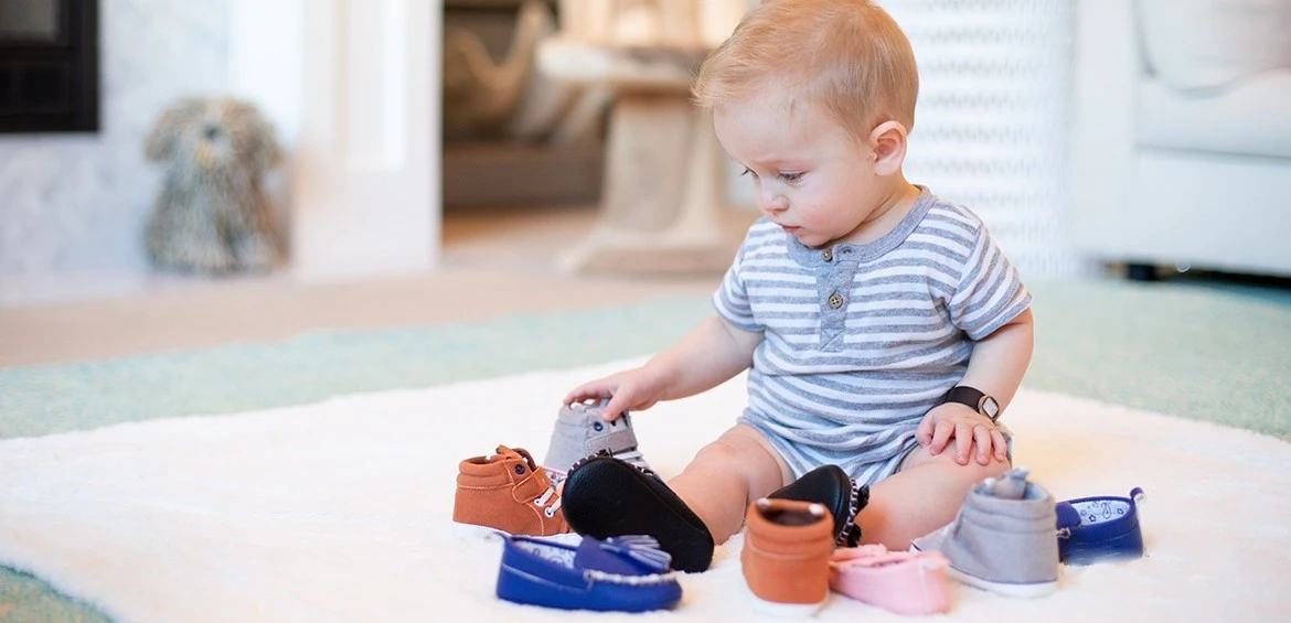 2周岁宝宝适合玩什么玩具,2个月宝宝玩具必买清单