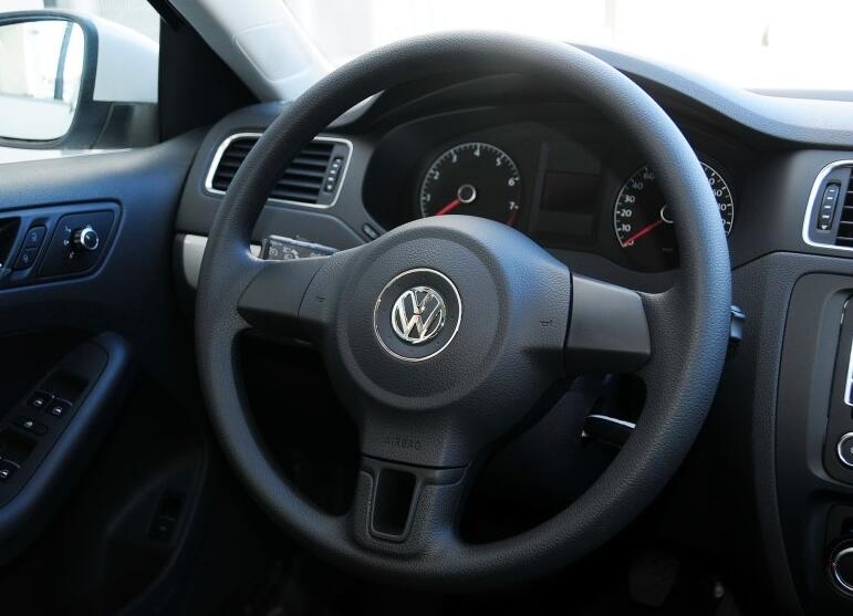 号称a级轿车标杆的大众速腾,速腾神车