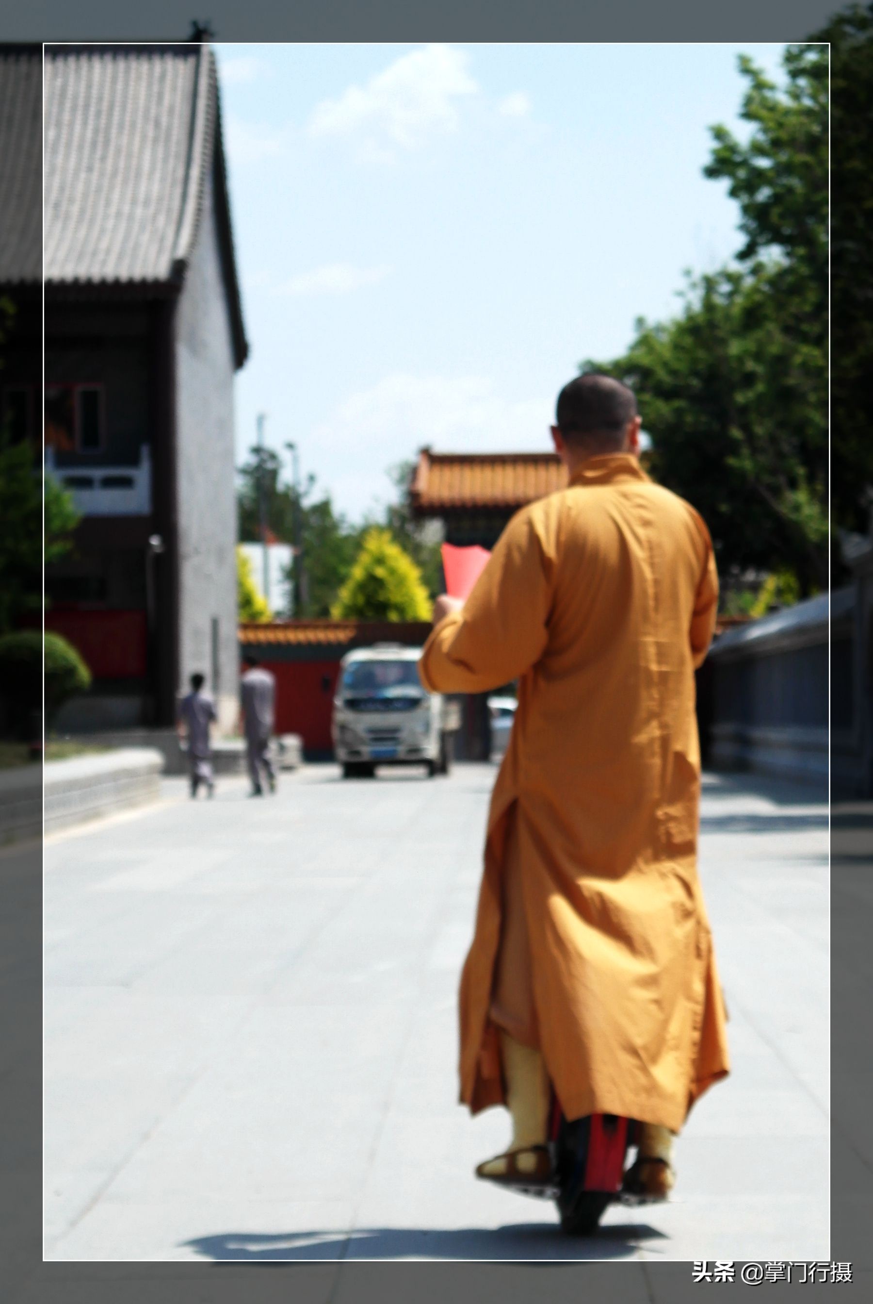 乾隆皇帝的“替僧”为什么叫“元宝和尚”？原来是一跤摔出来的