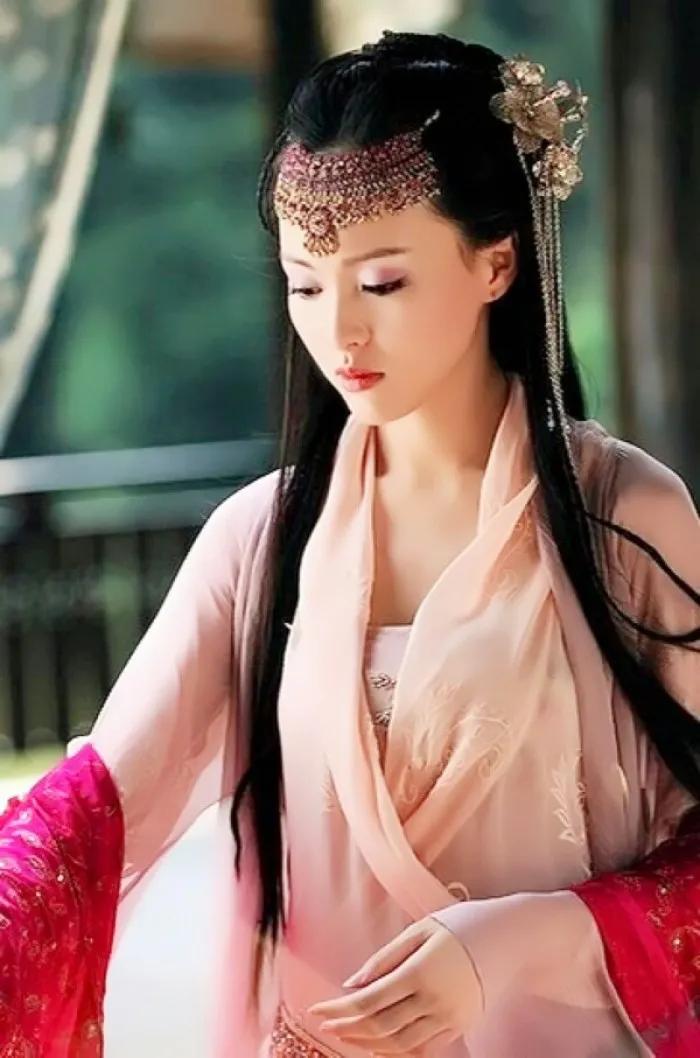 没勇气就别演丑角，这6位女星又丑又脏，毫无偶像包袱却被称经典