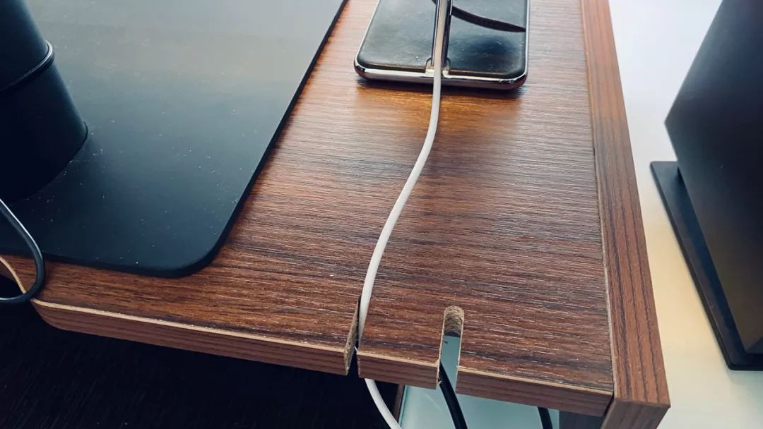 收到一件好东西，拯救了我乱成狗的桌面