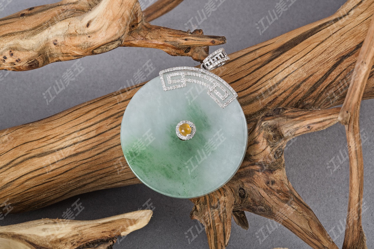 玉坠雕刻的常用图案,玉坠上刻字有什么讲究