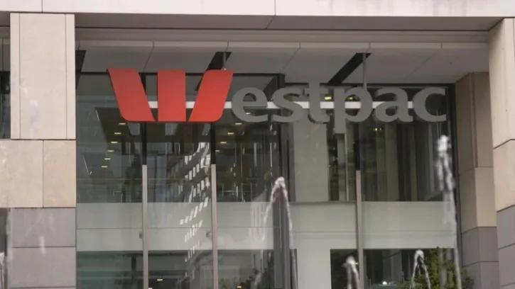 1972年耐克发生了什么变化,耐克新款产品事件