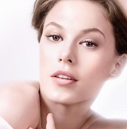 什么样的爽肤水不油腻补水效果好,什么样的爽肤水好用又清爽