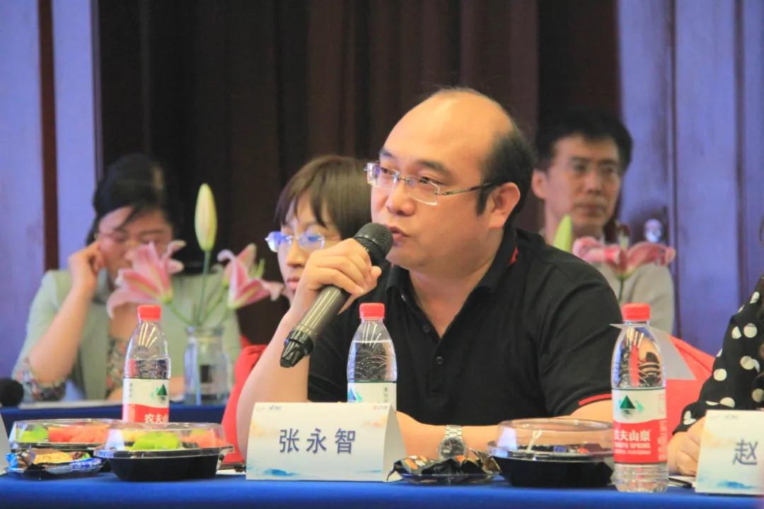 白求恩精神历久弥新永放光芒,白求恩精神鼓舞人心