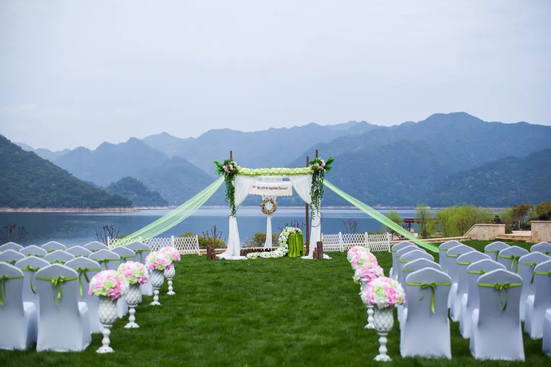 ¥998/2晚-超酷炫船型酒店!直面江湖双景!五星豪华游轮!