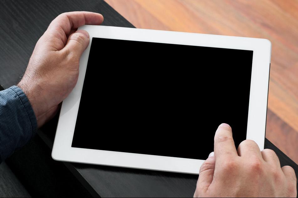 有什么大学宿舍生活实用的小技巧,大学宿舍里有什么好用的东西