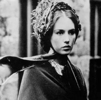 爱一个人太深就伤了自己,爱一个人太深会怎样