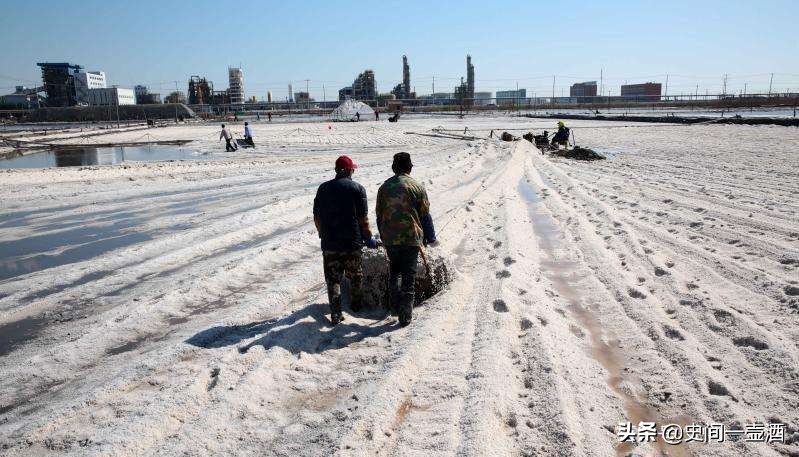 江苏连云港市灌云县伊山大佛,伊山大佛是亚洲最大的坐佛