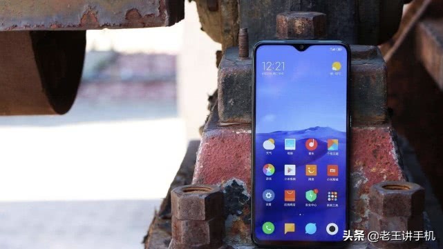 国产手机的集体榜样！4G手机时代最后的销量奇迹，还适合入手吗？