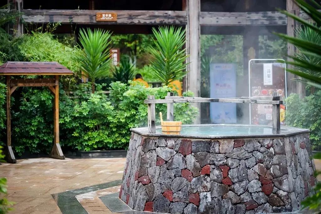 韶关经律论温泉度假村详细地址,韶关经律论温泉周边住宿