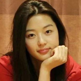 清纯长相怎么描述,真正的清纯长相