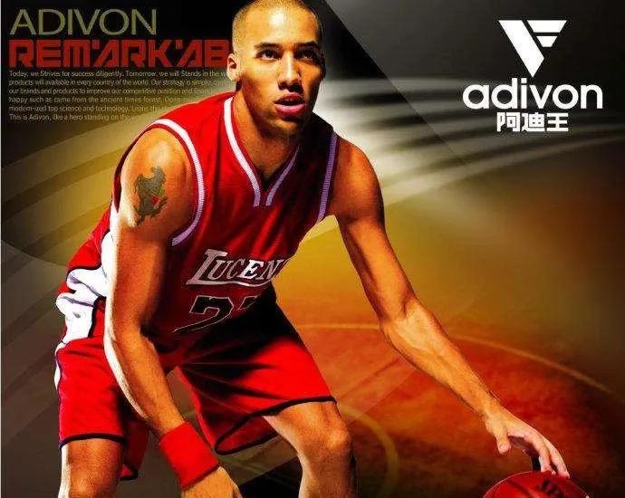 特步和nike有什么关系吗 (nike与特步对比)