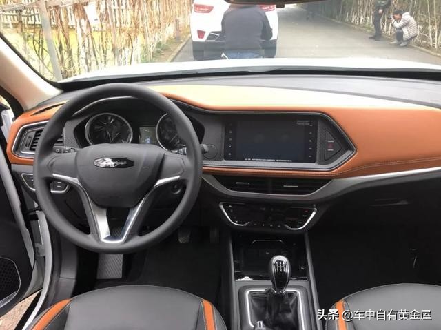 众泰t300水泵漏水怎么解决,众泰t300小强版提车作业