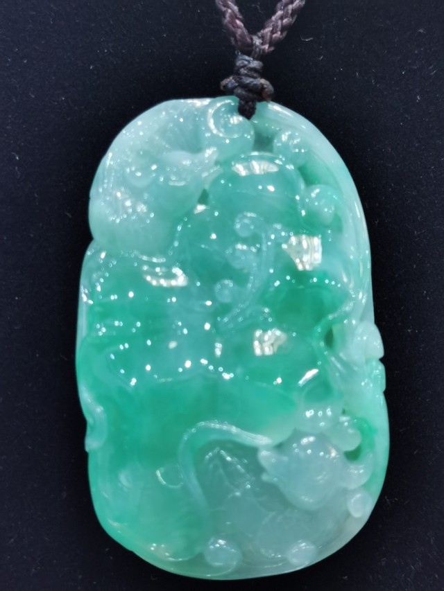 翡翠颜色怎么选,翡翠颜色深浅