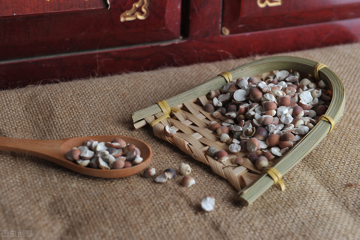 长期入睡困难怎么用中医治疗,睡眠不好经常胸闷气短用什么中药