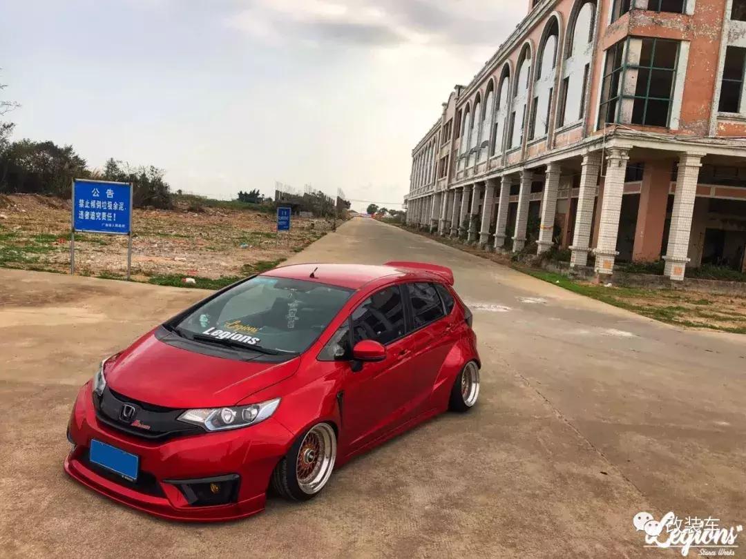 车友把本田超跑GK5改得一身骚气，定制改件更是独一无二！