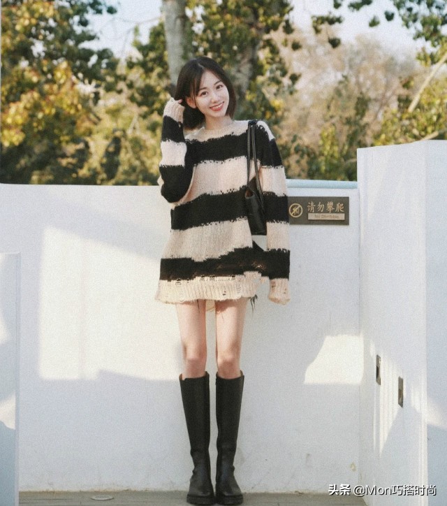 如何把宽大的毛衣穿得显瘦,春天穿毛衣教程