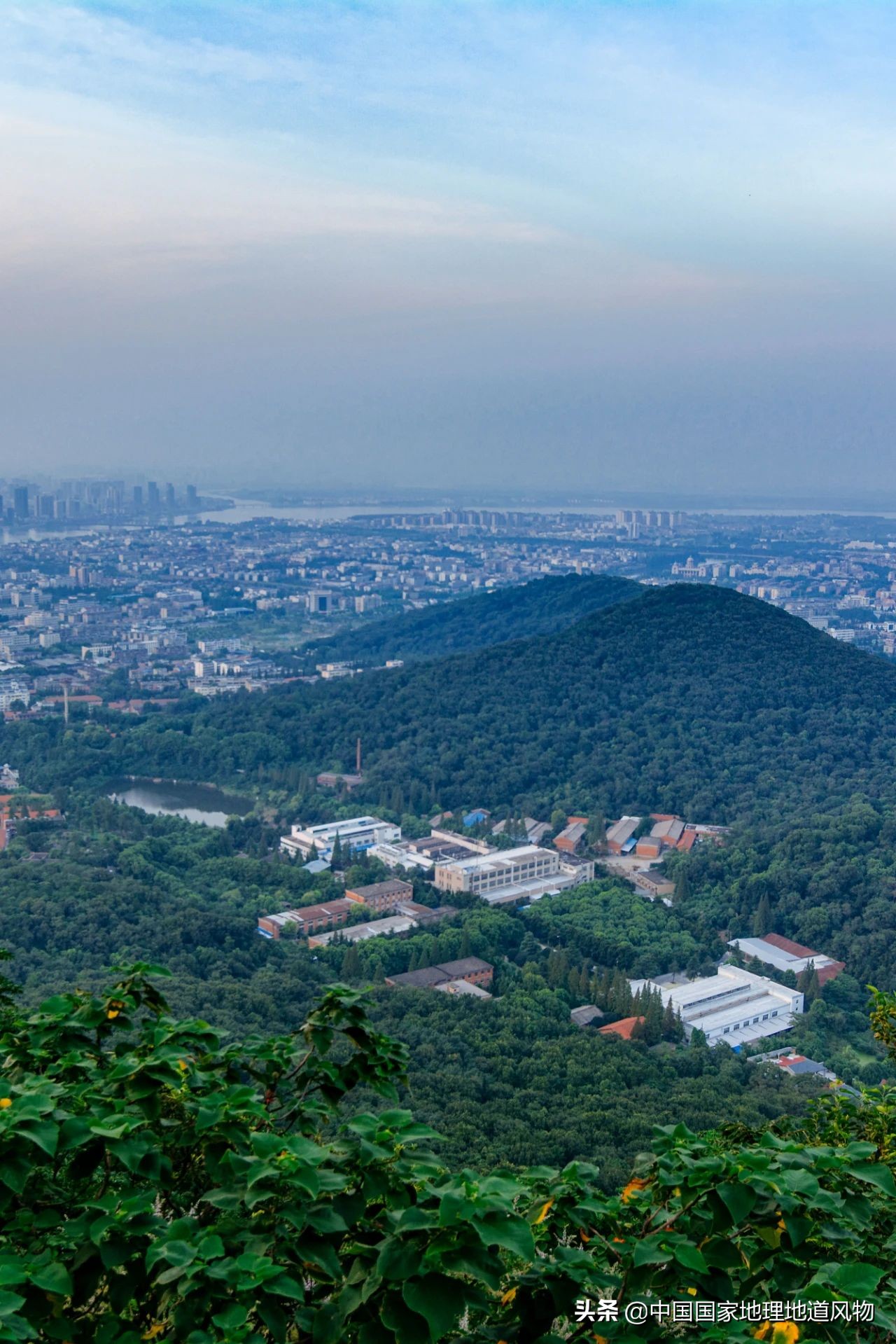 金庸小说里的襄阳在哪里,金庸笔下的襄阳城是哪里