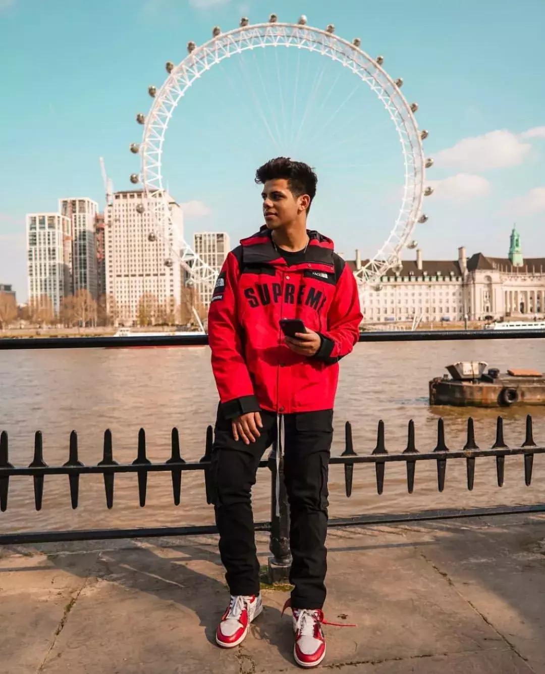 穿着大logo的衣服,穿大logo的衣服就很土吗