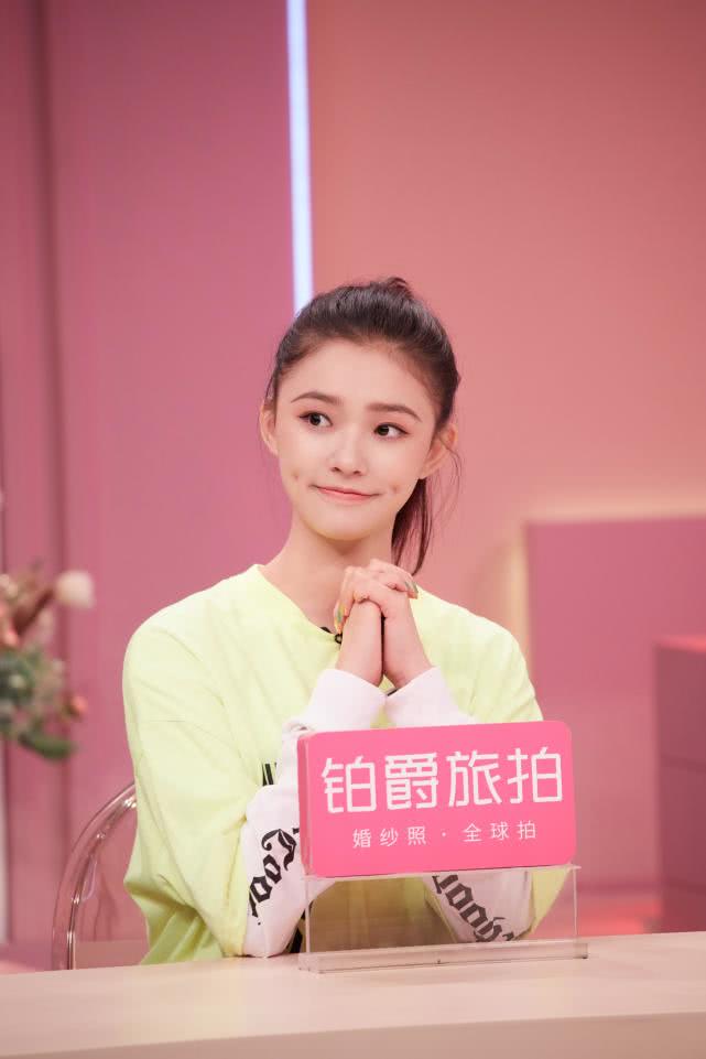 林允从普通到艺人,星女郎林允怎么选出来的