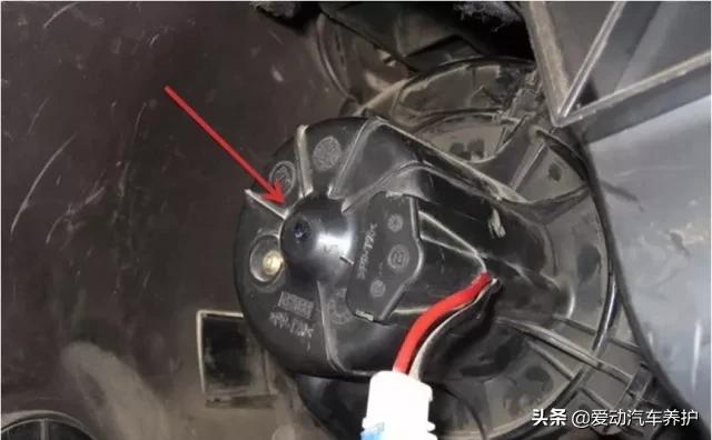 空调清洗蒸发箱一般在何时清洗,空调臭清洗蒸发箱能彻底解决吗